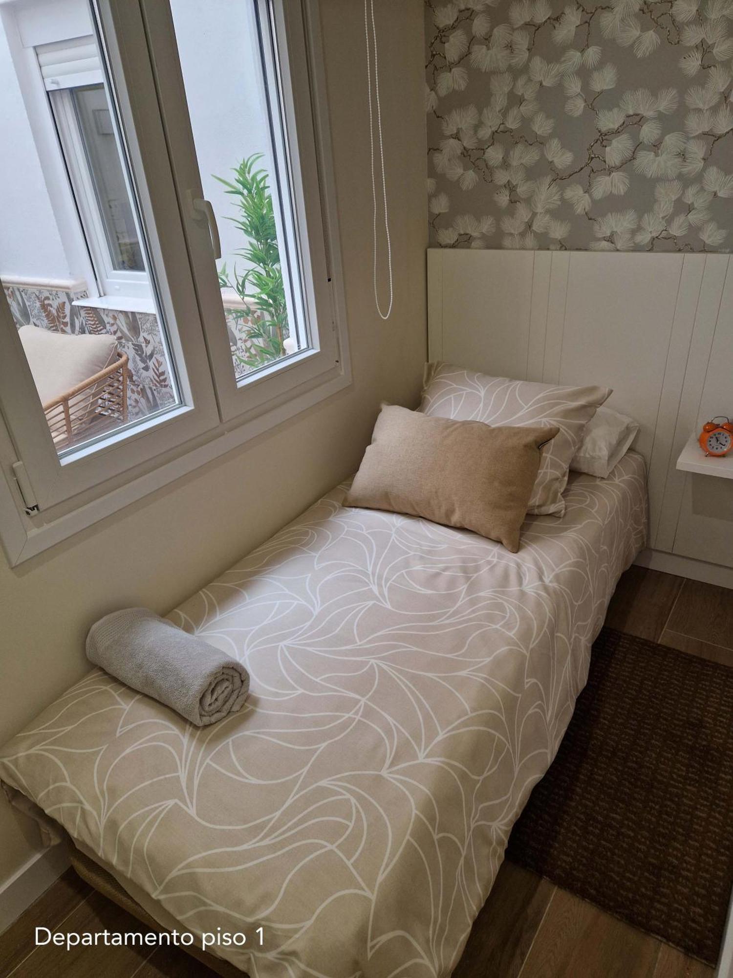 Virgen De Gracia Apartments マラガ 部屋 写真