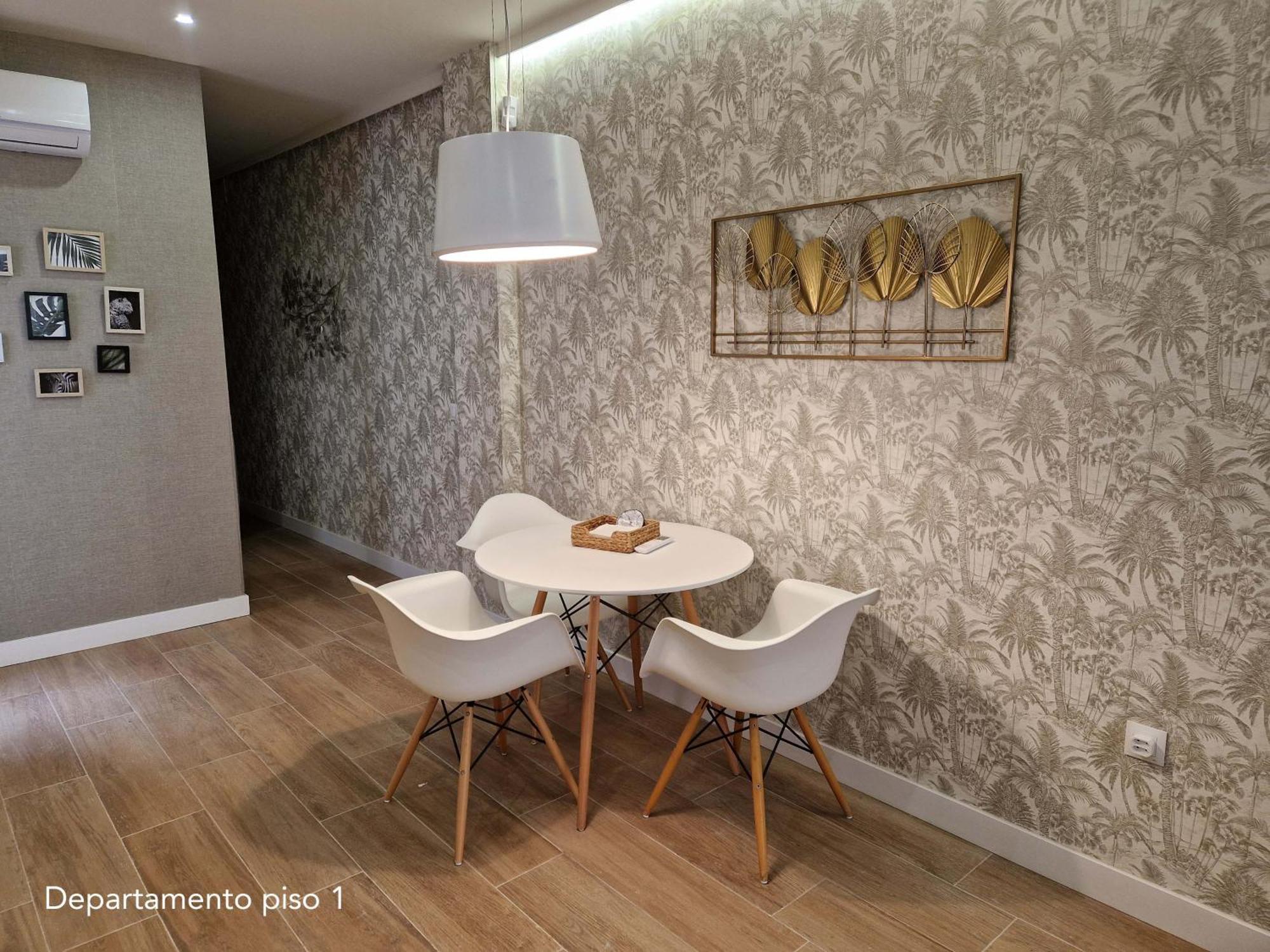 Virgen De Gracia Apartments マラガ エクステリア 写真